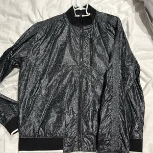 Reversible light jacket